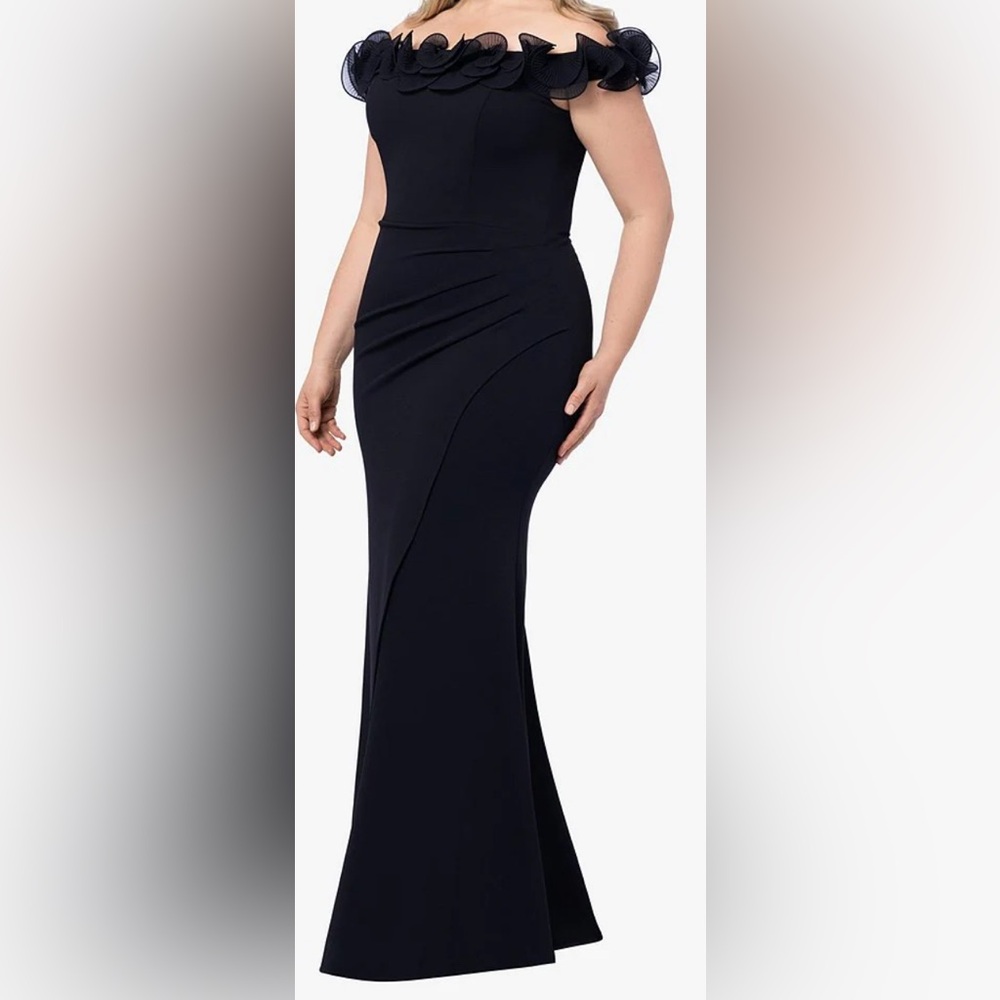 Beautiful full length black off the shoulder gown. Very flattering fit.